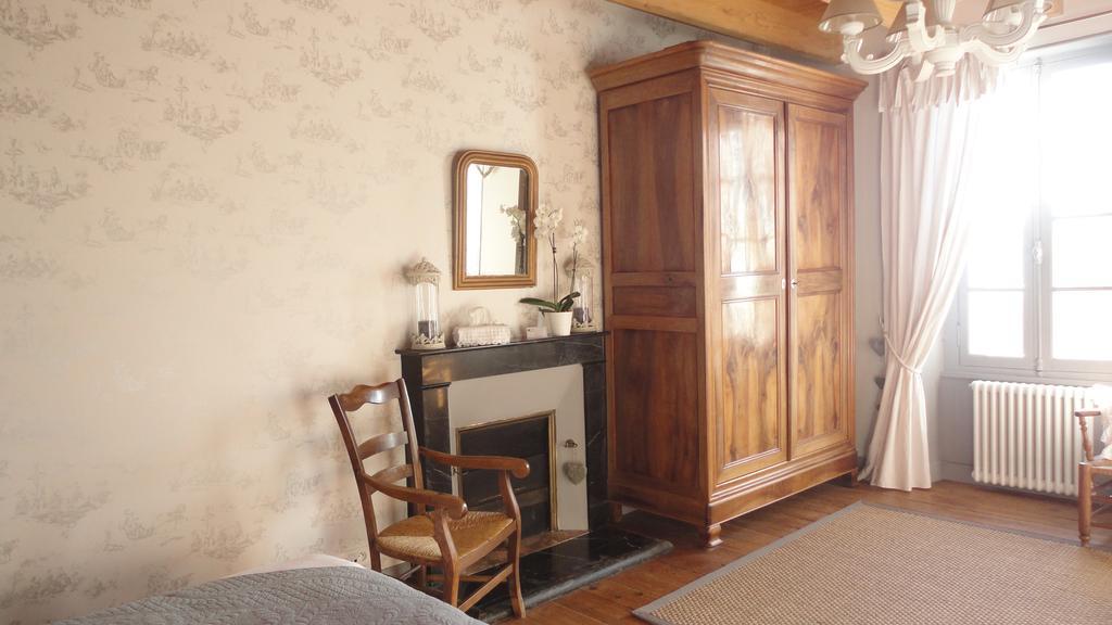 Les 2 Madeleine Bed & Breakfast Saint-Saturnin-du-Bois Rom bilde